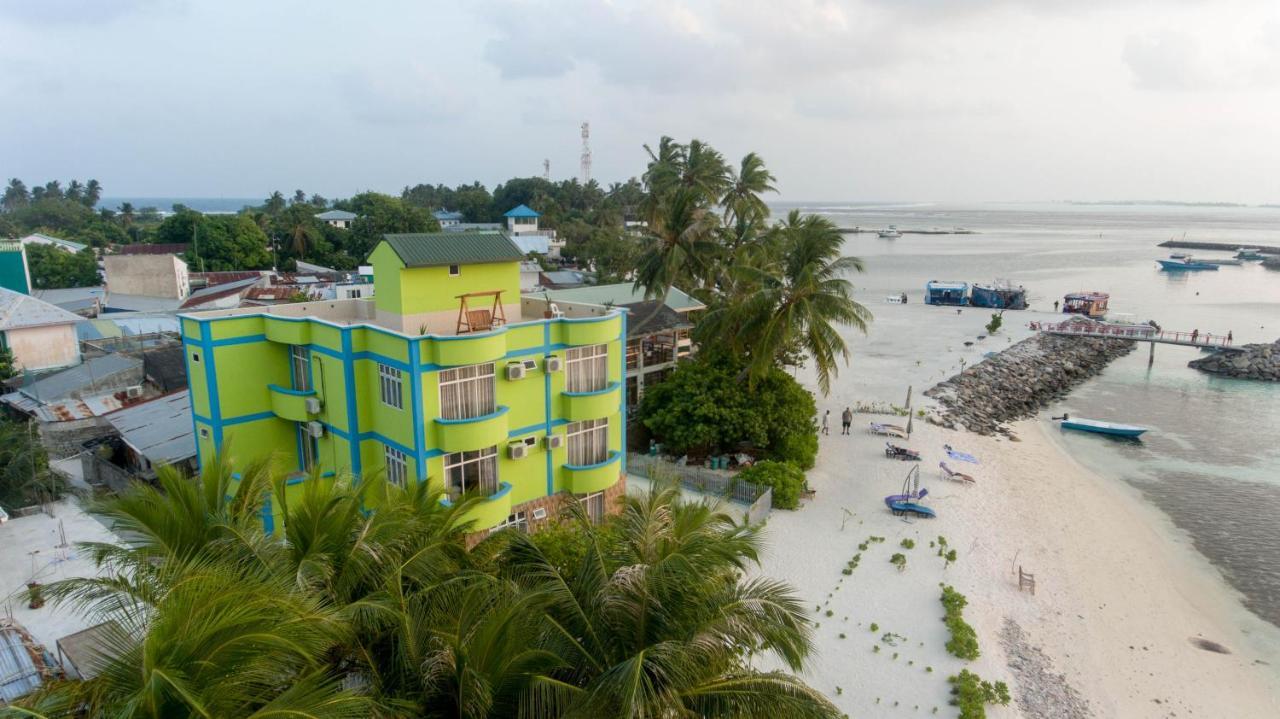 Hus i South Male Atoll på 320 m². Soveværelser: 11. Private badeværelser: 12. Guraidhoo  Eksteriør billede